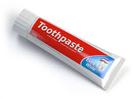 (Tothpaste)